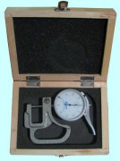 Толщиномер индикаторный ТР  0- 10 0,01 (30мм) ручной (580-101) CNIC